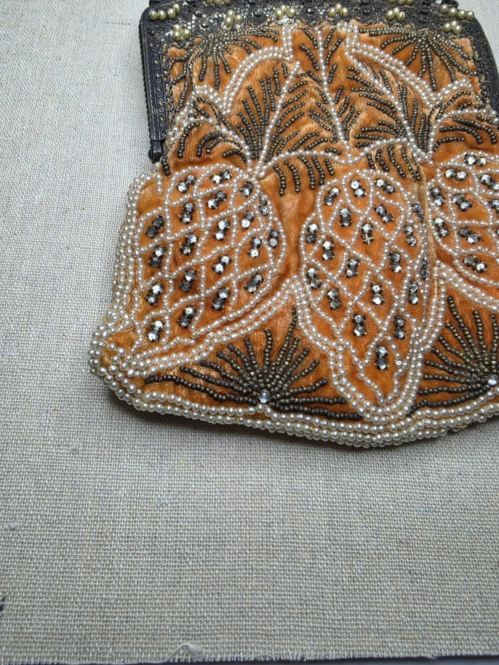 Vintage 1920s Flapper Embellished Velvet Evening Bag – Mustard Yellow - Picture 6 of 9